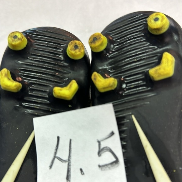 Nike Bravata Neon Yellow/Black Soccer Cleats Youth 4, 4.5 Preowned - Picture 12 of 12